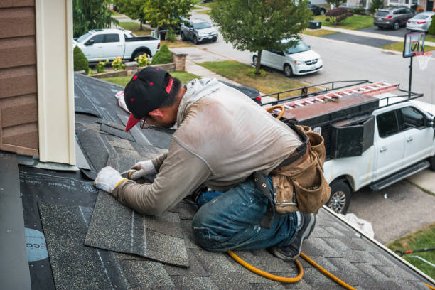 Professional Roofing technician working in Dexter City, OH